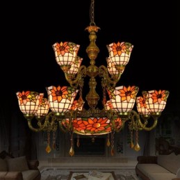 Lampadario in Stile Tiffany...
