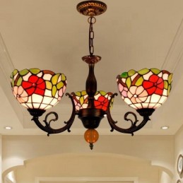 Lampadario in Stile Tiffany...