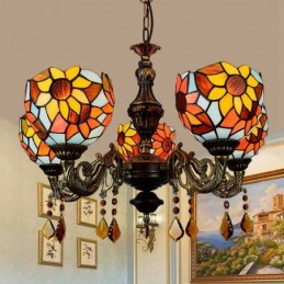 Lampadario in Stile Tiffany...