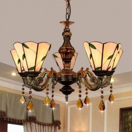 Lampadario in Stile Tiffany...