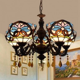 Lampadario in Stile Tiffany...